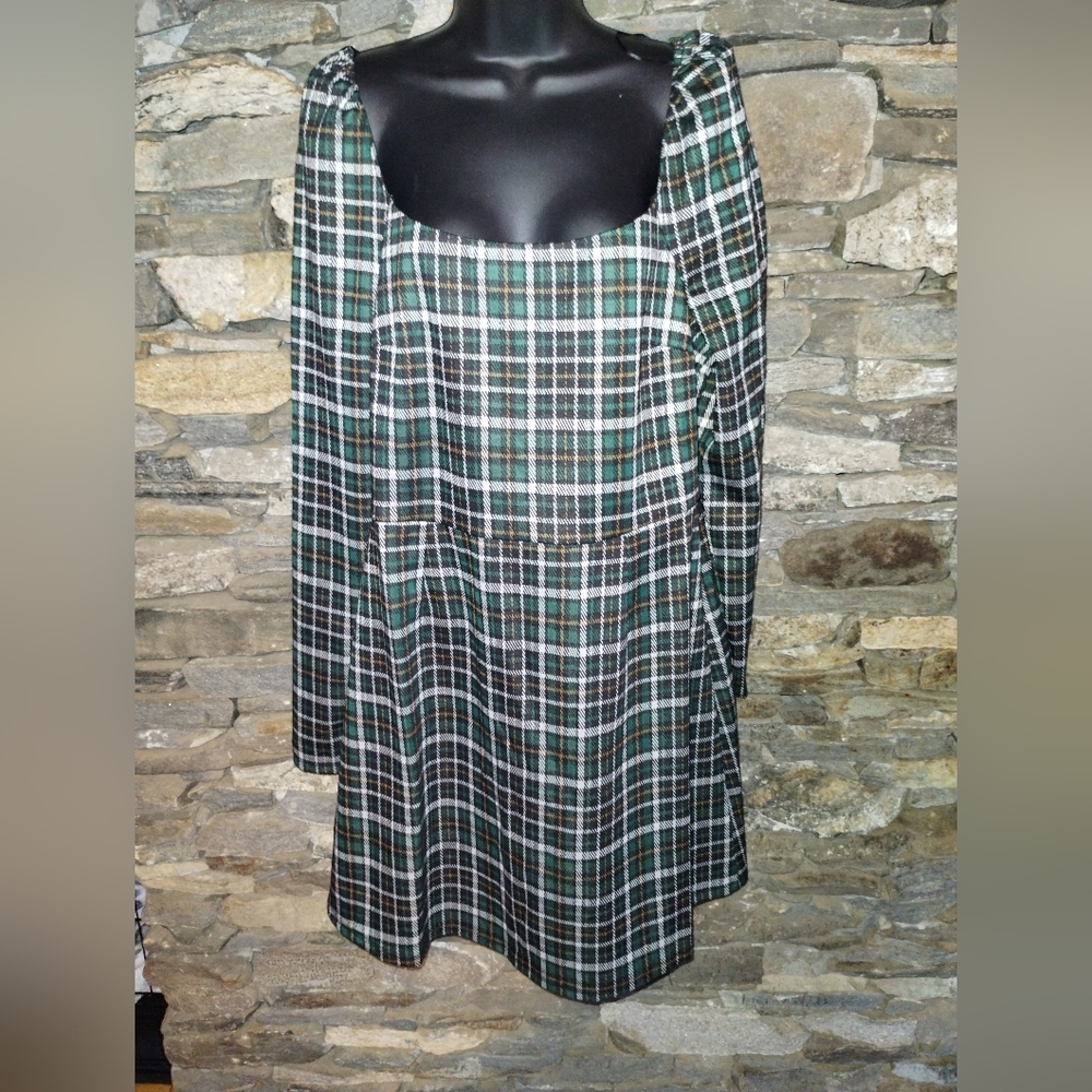 Mi Ami for Francesca's NWT plaid green dress size xl, square neck XL - Picture 8 of 13